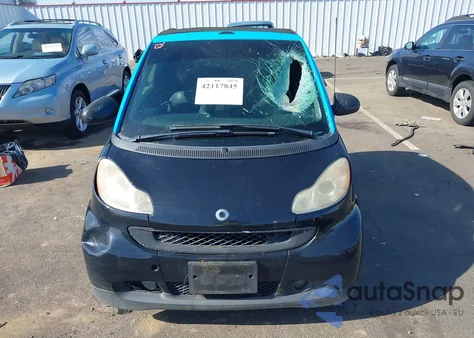2008 Smart Fortwo Passion z USA, uszkodzony, nr VIN WMEEK31X78K148371